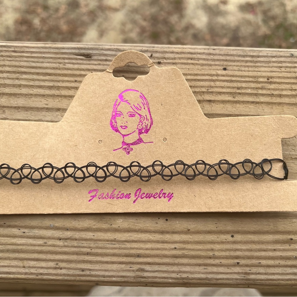 Black Fashion Jewelry Choker
